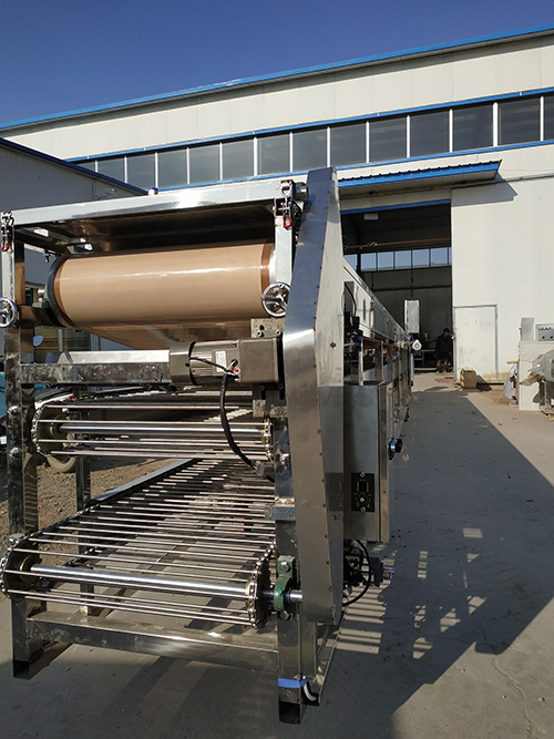 條形涼皮機(jī)