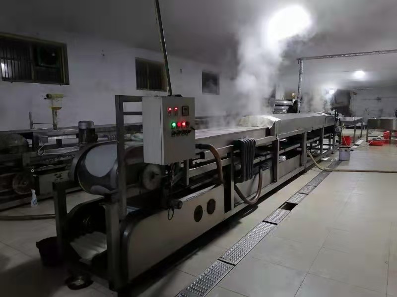 農(nóng)仆全自動(dòng)鋼帶水冷涼皮機(jī)